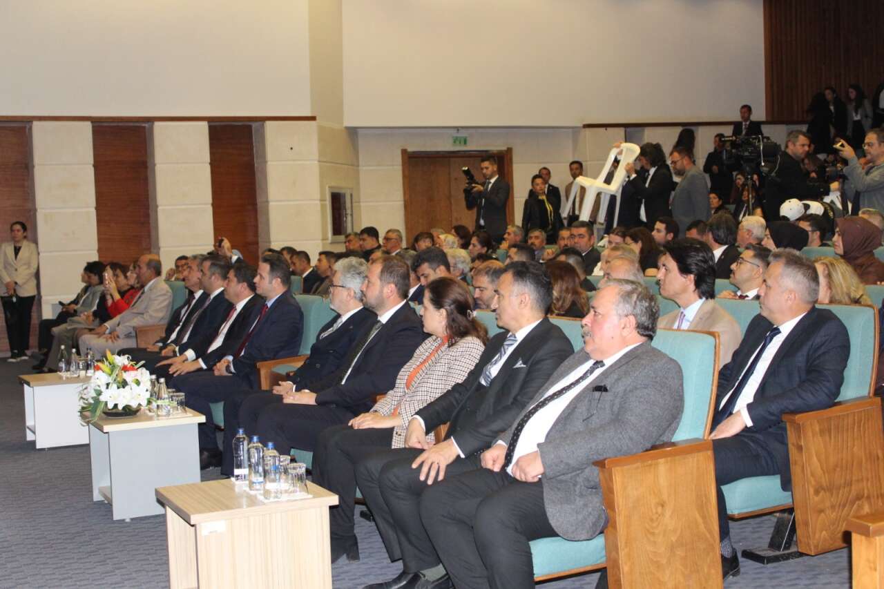 “Muğla Öğretmen Akademileri ‘Şehir ve Eğitim’ Programına Bakan Yardımcısı Yelkenci Katıldı 8